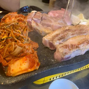 통김치삼겹살 사진