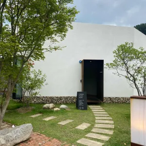 나무아래오후 리뷰 사진