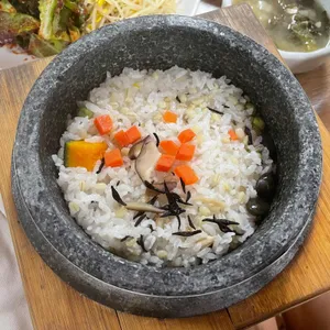 청산돌솥밥삼계탕 사진