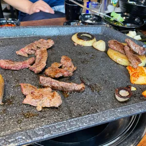 벌말로고깃집 사진