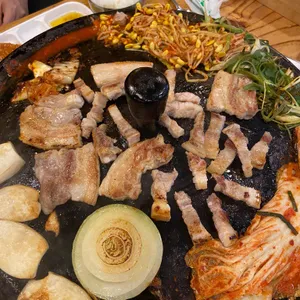 돼지우리 사진