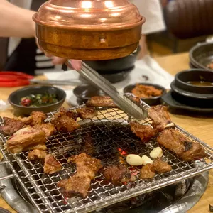 명동돼지한마리 사진