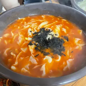 콩쥐팥칼국수 사진