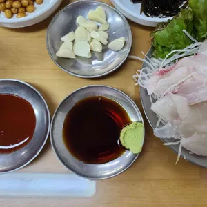 부산명물횟집 리뷰 사진