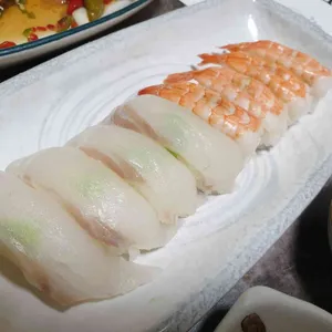 칠전일식 사진