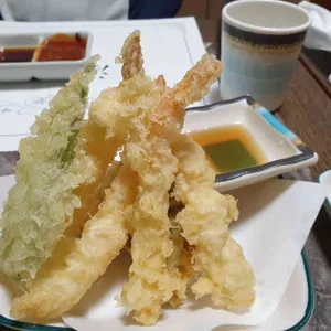 칠전일식 사진
