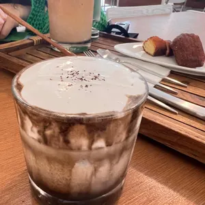 리프티드 사진