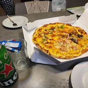 도미노피자 사진