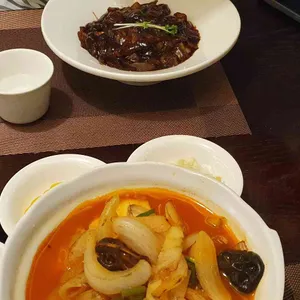 메이탄 사진