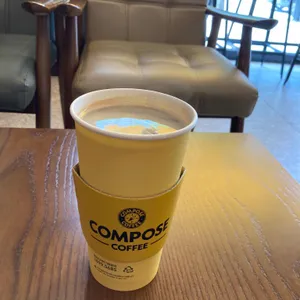 컴포즈커피 사진