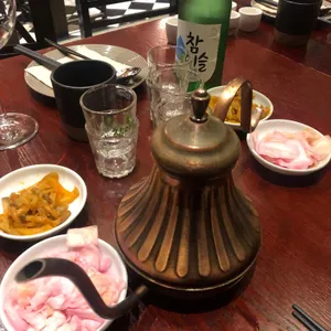 차알 브라운 리뷰 사진