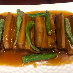 차알 브라운 리뷰 사진