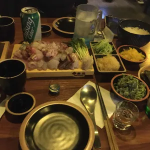상어 리뷰 사진
