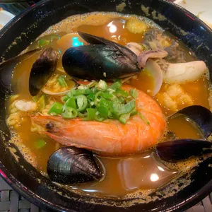 유명횟집 사진