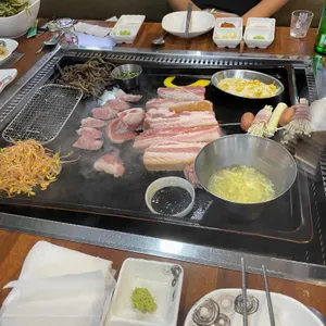 화돈화우 사진