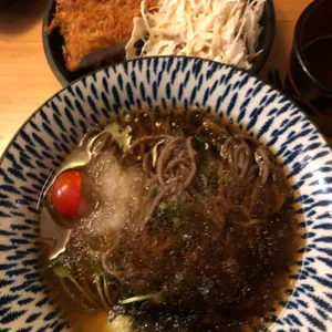 이자카야 나무 사진