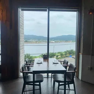 식탐 리뷰 사진