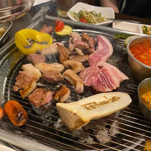 돼지새마을본부 리뷰 사진