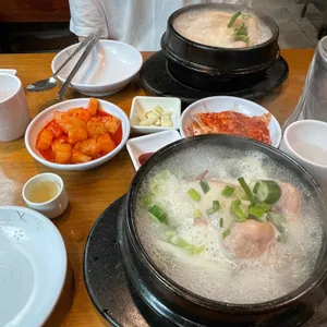 고려삼계탕 사진