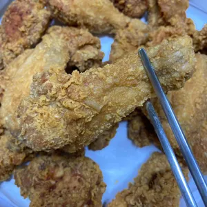 네네치킨 사진