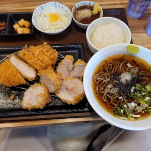 바삭돈카츠 사진