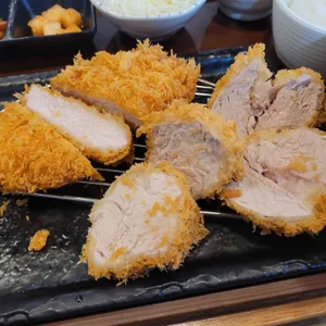 바삭돈카츠 사진