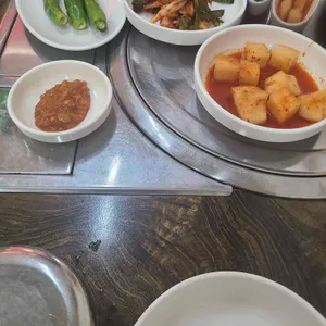 장터국밥 감자탕 사진