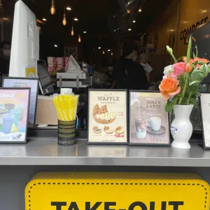 컴포즈커피 리뷰 사진