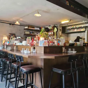 윤슬 리뷰 사진