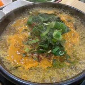 육뚝빼기국밥막국수 사진