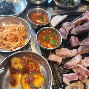 육림촌 연탄구이 사진