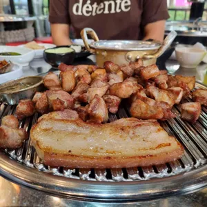 연탄집 사진
