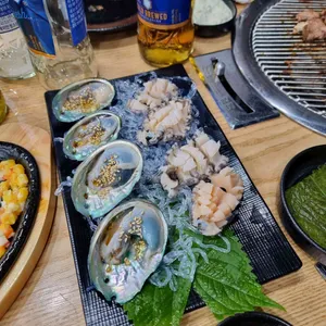 공원앞종합어시장 사진