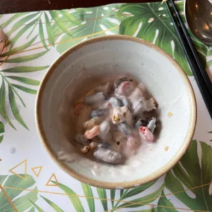 테이블 32 리뷰 사진