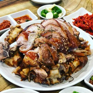 장가네 왕족발 사진