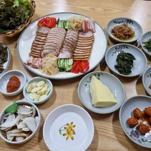 궁중왕족발 대표 사진