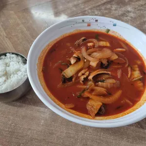 전주콩나물국밥 해물을품은짬뽕 사진