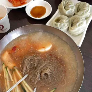 한옥면옥 사진