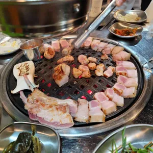 흑돈쭐 사진