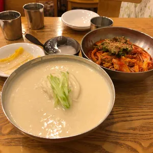 망향비빔국수 사진