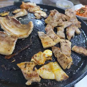 고기굽는그집 사진
