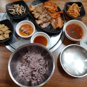 홍가네 김치독 사진