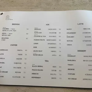 카페 신상 리뷰 사진