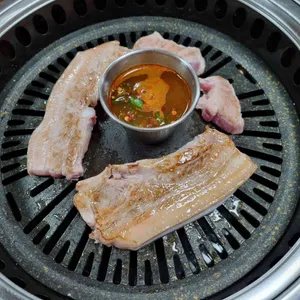 지리산토종흑돼지 사진