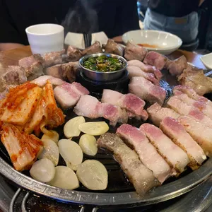 돈주는남자 사진