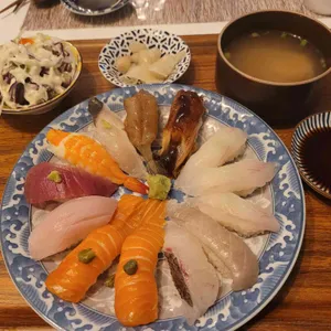 스시선율 사진