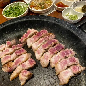 꽃돼지식당 리뷰 사진