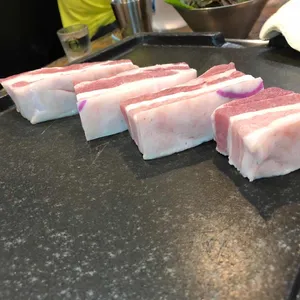 본돈 사진