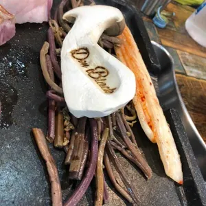 본돈 사진