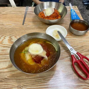 사철밀면 리뷰 사진